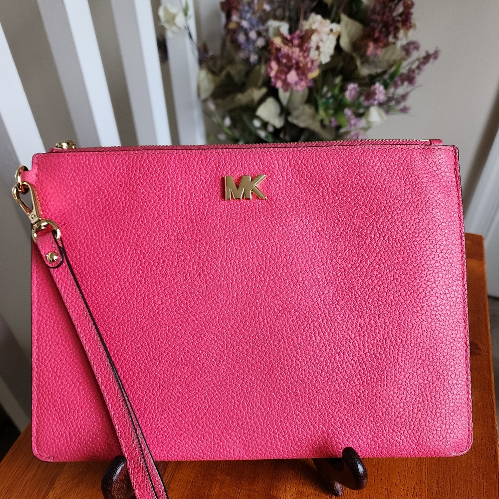Michael Kors Pink Wristlet, Clutch Bag